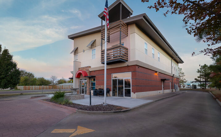 Pictures of Retail, Office property located at 2400 S Air Depot Blvd, Midwest City, OK 73110 for lease - image #1