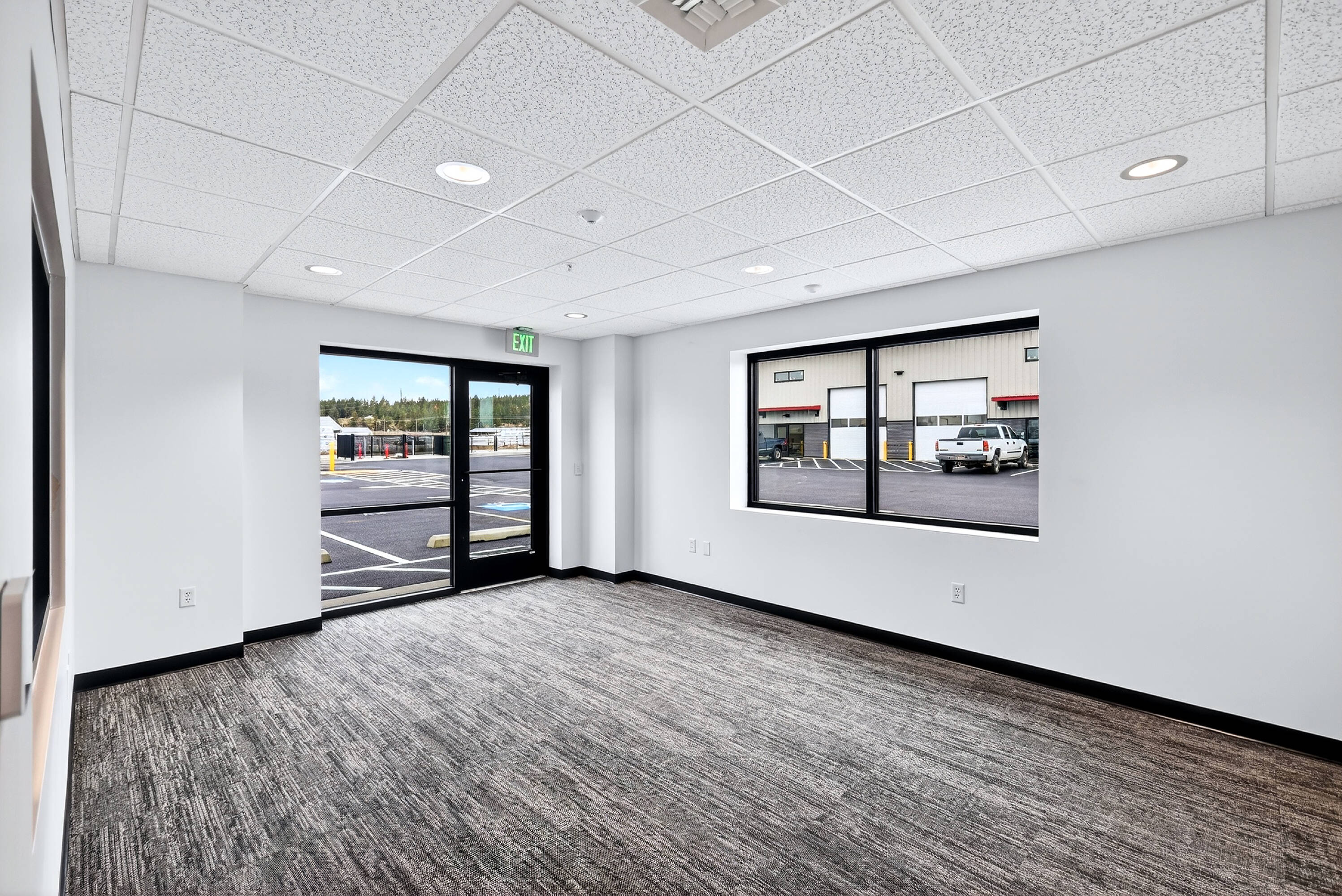 3180072