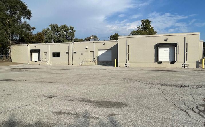 Pictures of Industrial property located at 5026 William St, Omaha, NE 68106 for lease - image #1