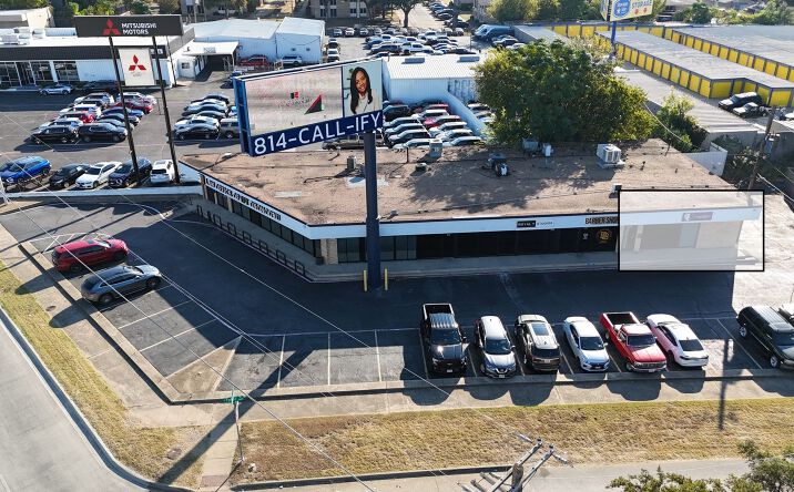Pictures of Retail property located at 3614 S Tyler St, Dallas, TX 75224 for lease - image #1