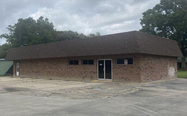 Pictures of Retail, Office property located at 2005 Sugar Mill Road, New Iberia, LA 70563 for lease - image #1