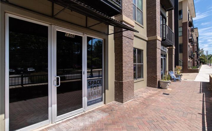 Pictures of Retail property located at 5300 Peachtree Road Unit 1306, Chamblee, GA 30341 for lease - image #1