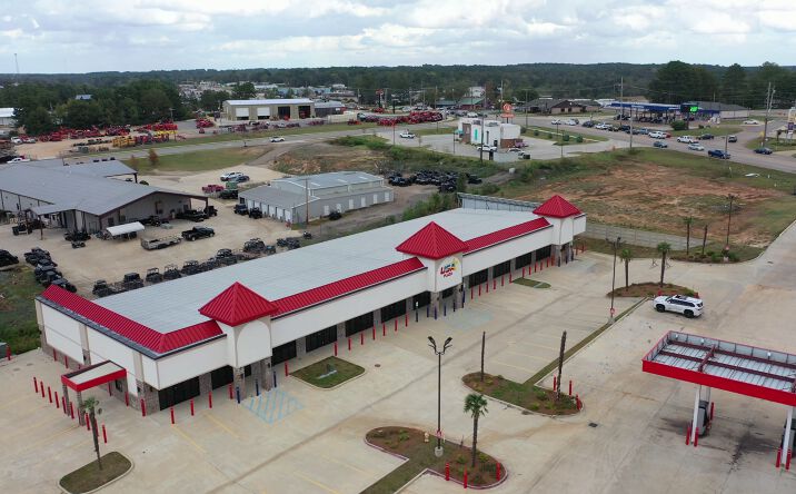 Pictures of Retail, Office, Restaurant property located at 1735 Farmerville Hwy, Ruston, LA 71270 for lease - image #1