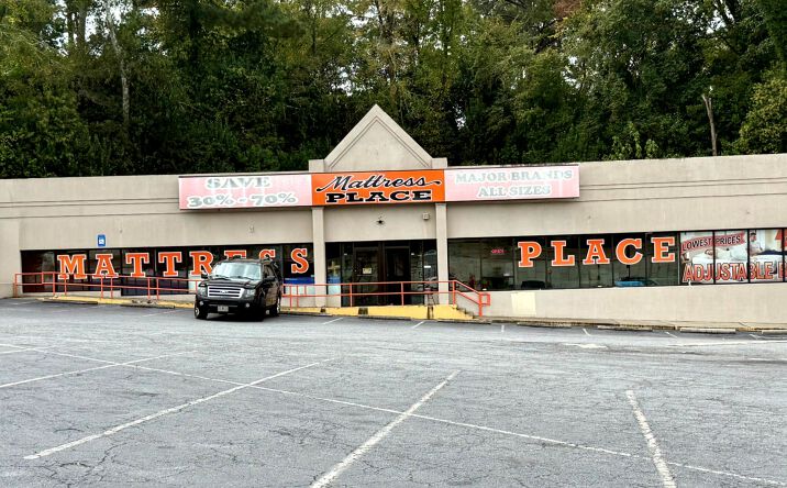 Pictures of Retail property located at 884 Pierce Ave, Macon, GA 31204 for lease - image #1