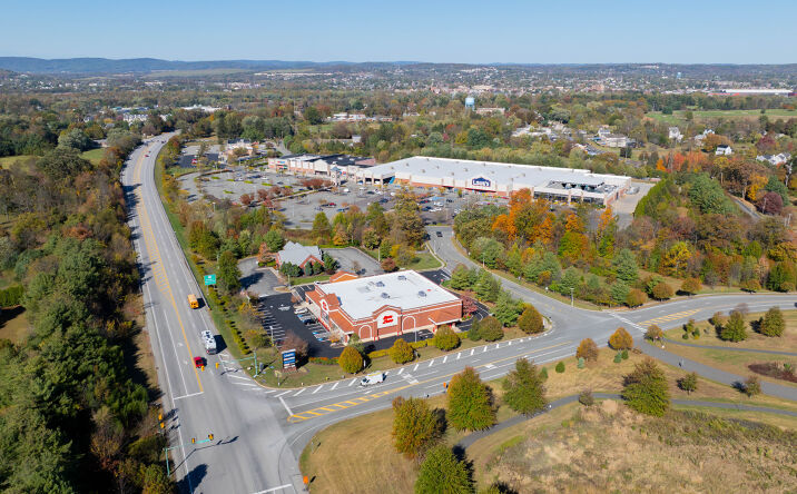 Pictures of Retail property located at 1100 Town Square Rd, Pottstown, PA 19465 for lease - image #1