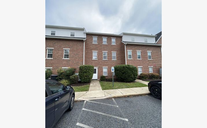 Pictures of Office property located at 16 Regency Plaza, Concordville, PA 19342 for lease - image #1