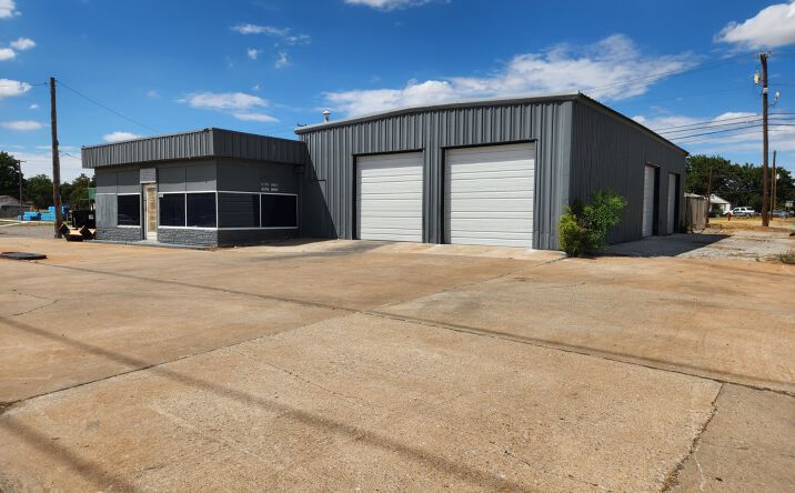 Pictures of Industrial property located at 1301 NW Cache Rd, Lawton, OK 73507 for lease - image #1