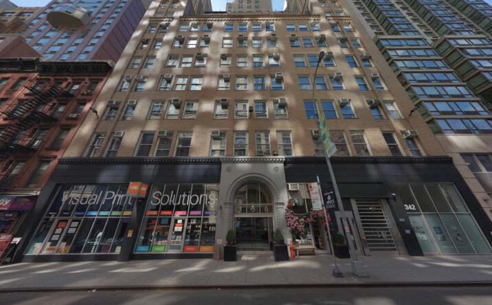 Pictures of Office property located at 336 W 37th St, New York, NY 10018 for lease - image #1