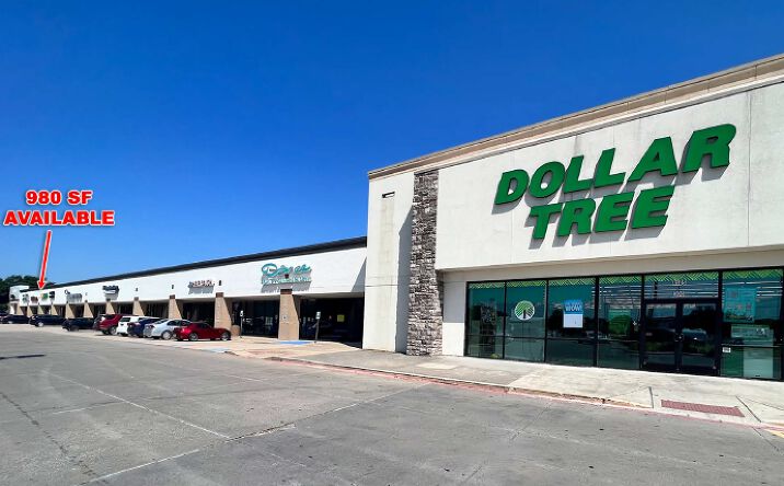 Pictures of Retail property located at NWC Dalrock Rd & Lakeview  Pkwy, Rowlett, TX 75088 for lease - image #1