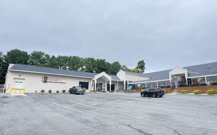 Pictures of Retail, Office property located at 13020 Pennsylvania Ave, Hagerstown, MD 21742 for lease - image #1