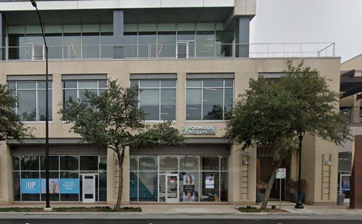 Pictures of Office property located at 2831 W 7th St, Fort Worth, TX 76107 for lease - image #1