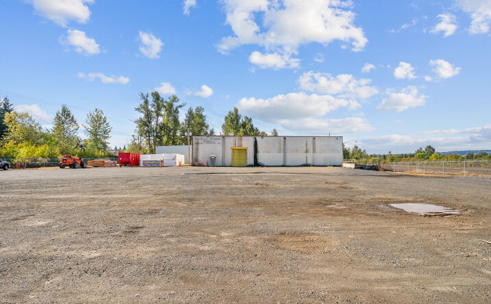 Pictures of Industrial property located at 3965 Portland Rd NE, Salem, OR 97301 for lease - image #1