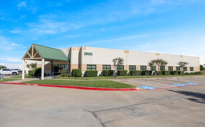 Pictures of Office property located at 2500 Discovery Blvd, Rockwall, TX 75032 for lease - image #1