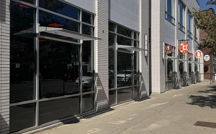 Pictures of Retail property located at 977 N High St, Columbus, OH 43201 for lease - image #1
