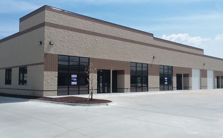 Pictures of Industrial property located at 2910 N 118th St, Omaha, NE 68164 for lease - image #1