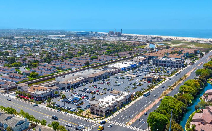 Pictures of Retail property located at SEC Beach Blvd. & Atlanta Ave, Huntington Beach, CA 92648 for lease - image #1