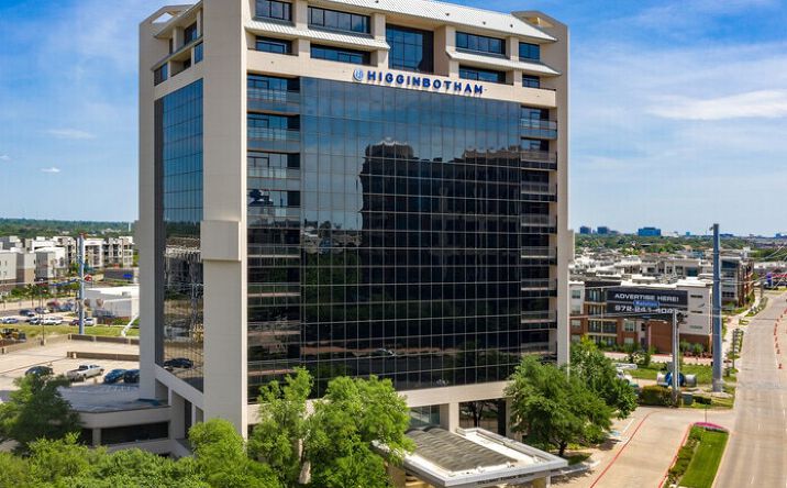 Pictures of Office property located at 15660 N Dallas Parkway, Suite 1100, Dallas, TX 75248 for lease - image #1