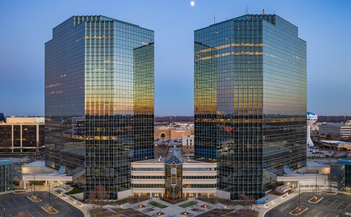 Pictures of Office property located at 1450 American Lane, Schaumburg, IL 60173 for lease - image #1
