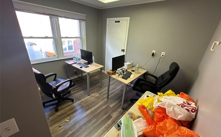 Pictures of Office property located at 460 Atlantic R+B, Hempstead, NY 11518 for lease - image #1