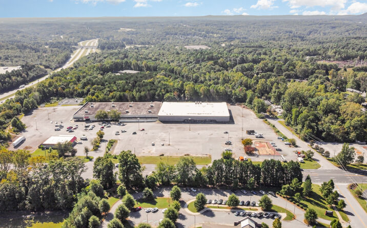 Pictures of Retail property located at 1155 U.S. Hwy 70 SW, Hickory, NC 28602 for lease - image #1