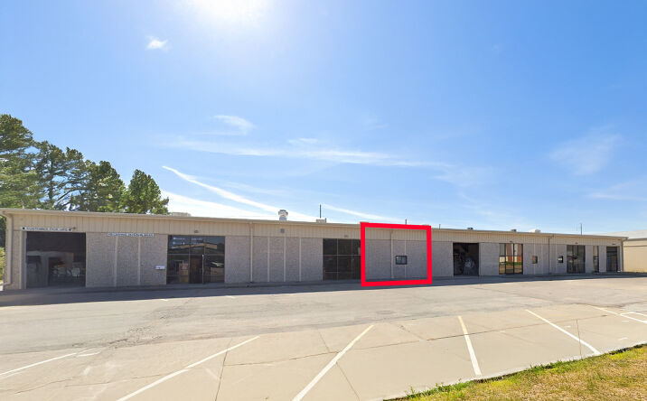Pictures of Industrial property located at 14525 Grover St, Omaha, NE 68144 for lease - image #1