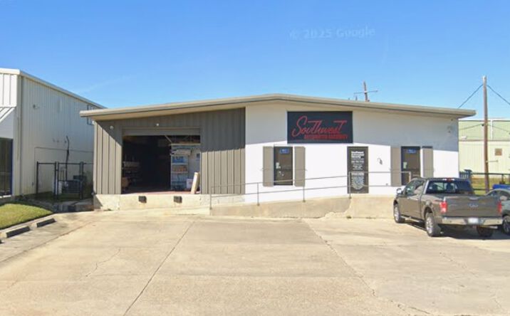 Pictures of Office, Industrial property located at 6022 Crestmount Dr, Baton Rouge, LA 70809 for lease - image #1