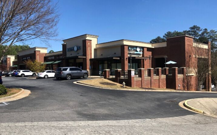 Pictures of Retail property located at 686 Peachtree Industrial Blvd, Suwanee, GA 30024 for lease - image #1