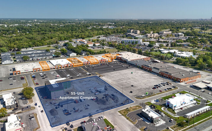 Pictures of Retail property located at S Byrne Rd, Toledo, OH 43614 for lease - image #1