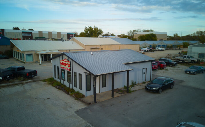 Pictures of Industrial property located at 1625 S Ankeny Blvd, Ankeny, IA 50023 for lease - image #1