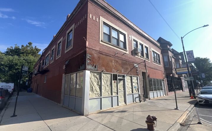 Pictures of Retail property located at 1726 W Chicago Ave, Chicago, IL 60622 for lease - image #1