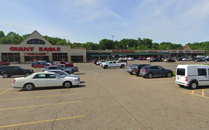 Pictures of Retail property located at 2309 East State Street, Salem, OH 44460 for lease - image #1
