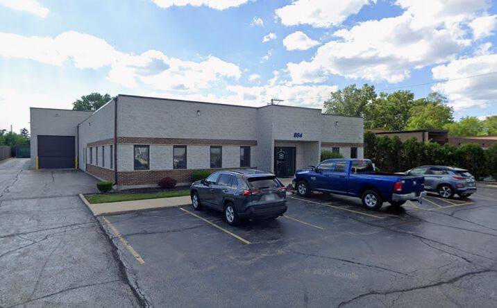 Pictures of Industrial property located at 884 County Line Rd, Bensenville, IL 60106 for lease - image #1