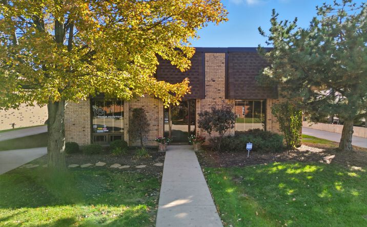 Pictures of Industrial property located at 1425 Louis Avenue, Elk Grove Village, IL 60007 for lease - image #1