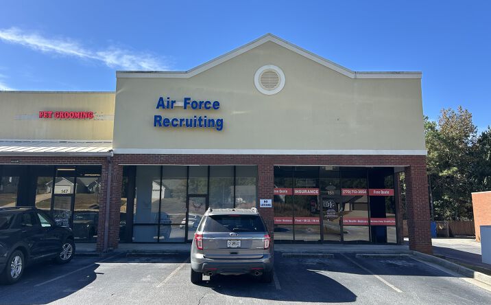 Pictures of Retail property located at 141-167 Jonesboro Road, McDonough, GA, USA, McDonough, US 30253 for lease - image #1