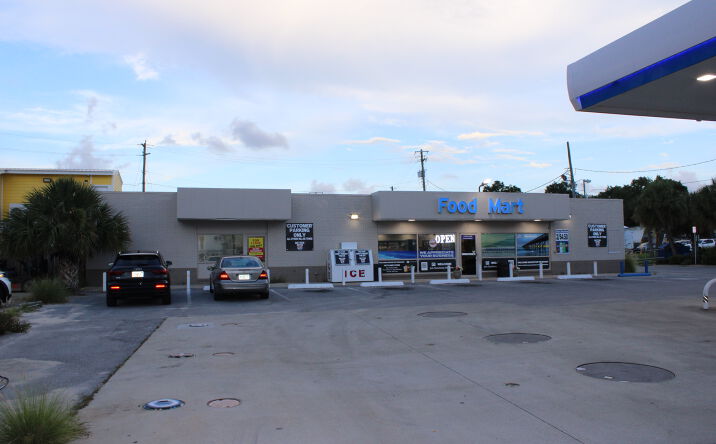 Pictures of Retail property located at 1136 Beck Ave, Panama City, FL 32401 for lease - image #1
