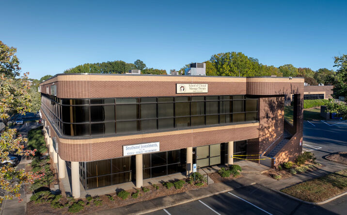 Pictures of Office property located at 820 Tyvola Rd, Charlotte, NC 28217 for lease - image #1