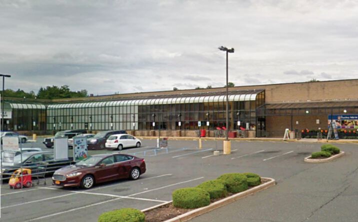 Pictures of Retail property located at 45 US-9W, West Haverstraw, NY 10993 for lease - image #1