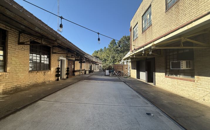 Pictures of Retail, Office property located at 903 Bernina Ave NE, Atlanta, GA 30307 for lease - image #1