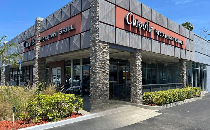 Pictures of Retail property located at 2540 E Fowler Ave, Tampa, FL 33612 for lease - image #1