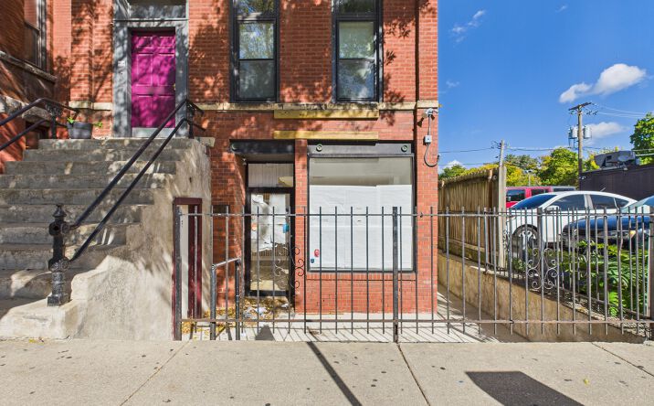 Pictures of Restaurant property located at 1512 W Taylor St, Chicago, IL 60607 for lease - image #1
