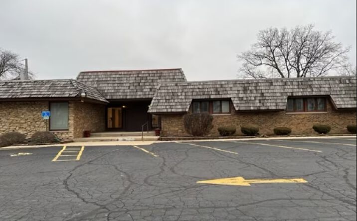 Pictures of Office property located at 111 Oak St, North Aurora, IL 60542 for lease - image #1