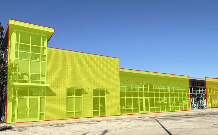 Pictures of Retail property located at 530 W Sunset Dr, Waukesha, WI 53189 for lease - image #1
