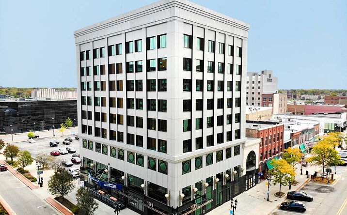 Pictures of Office property located at 101 S Washington Square, Lansing, MI 48933 for lease - image #1