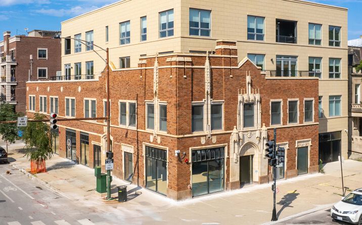 Pictures of Retail property located at 1352-56 W Wellington Ave, Chicago, IL 60657 for lease - image #1