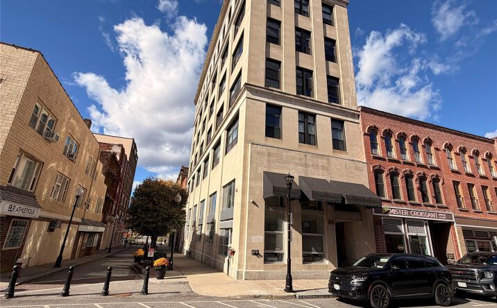 Pictures of Retail property located at 24-26 North Street mezzanine office spaces, Middletown, NY 10940 for lease - image #1