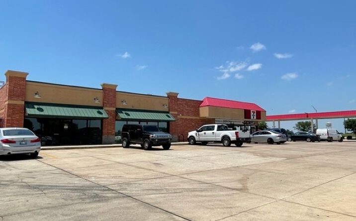 Pictures of Retail, Office property located at 1310 N Flood Ave, Norman, OK 73069 for lease - image #1