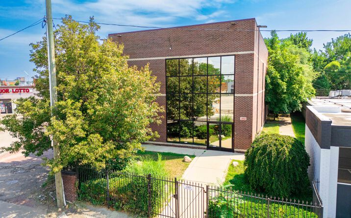 Pictures of Office property located at 3968 Mt Elliott St, Detroit, MI 48207 for lease - image #1