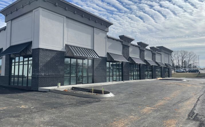 Pictures of Retail, Office property located at 2585 Old Russellville Pike, Clarksville, TN 37040 for lease - image #1
