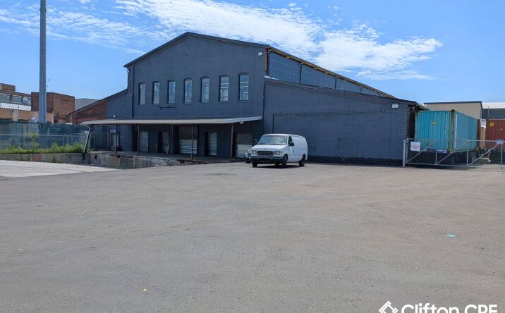 Pictures of Industrial property located at 5 Slater Dr, Elizabeth, NJ 07206 for lease - image #1
