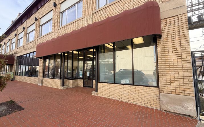 Pictures of Retail, Office property located at 215 E Broadway Ave, Bismarck, ND 58501 for lease - image #1